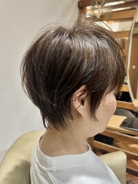 ドゥワドフェパッソ(Doigt de fee passo) コンパクトなのに立体感ショート