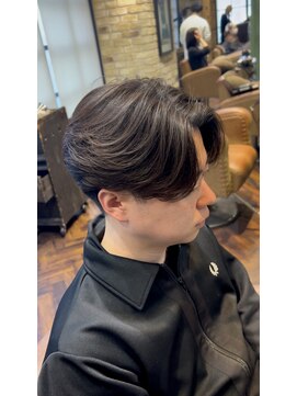 モナン 新宿(Monan) 毛流れセンターパート