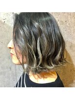 ドロシー(dorothy) #バレイヤージュ #ハイライト #ダークグレー