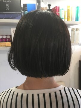 リベーラ(Rivera) 定番人気☆大人可愛いショートボブ♪【京成大久保・実籾駅】