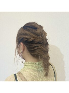 サンクチュアリ ウィズエデン 京橋店(Sanctuary with eden) ゆるふわ編みおろしスタイル