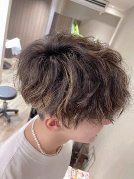 ダリア(DAHLIA) ツイストパーマ&ハイライト