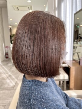 ヒアカアヴェダ 天神VIORO (Heaka AVEDA) ワンレンボブ【20代/30代/40代/髪質改善】H