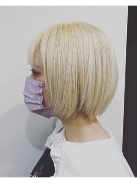 イリス(Iris) ホワイトカラー！