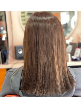 アールビューティジャパン(R beauty Japan) ベージュカラー