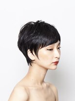 ヘア デザイン リスク(HAIR DESIGN RISK)&nbsp;【RISK 高橋勇太】黒髪でシルエットが完璧な束感ベリーショート