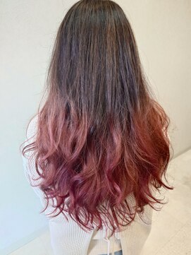ガレリアエレガンテ 尾張旭店(GALLARIA Elegante) グラデーション×ピンク×ロングヘア