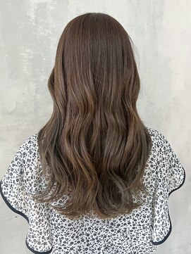 アイティーバイアルバム 松戸店(IT by ALBUM) エモージュ美髪グレーベージュグレージュカラー_ba480831