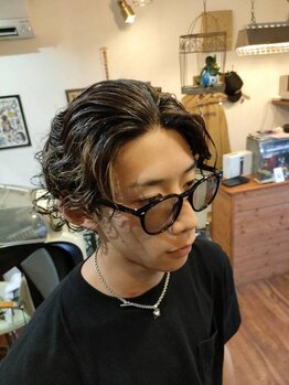 ヘアメイクブギー(HAIR MAKE BOOGIE)の写真/男性の方もお気軽にご来店下さい！お客様のライフスタイルに合わせたスタイル提案で、朝のセットも楽々☆