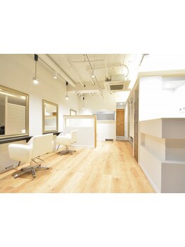 高い技術で、あなたの魅力を引き出します。ゆったりとした癒しのサロンタイムを♪