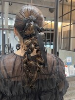 フェリア 渋谷(Feria)&nbsp;【Feria】 編みおろしアレンジ  福田沙也加