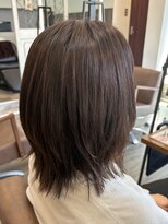 ビズヘアー グランバース(bisou hair grandbase) ウルフカット/レイヤーカット