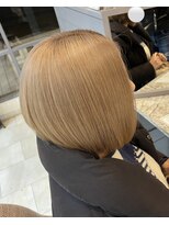 ラピステン 福岡天神 大名店(Lapis) 10代・20代/ブリーチカラー/大人気ハイトーン/ミルクティー