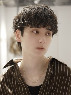 アリエッタ アザブ(ARIETTA AZABU) 幼く見えない、大人っぽさを極めたシャドウマッシュ