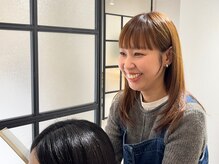 寄り添うカウンセリングと丁寧な手仕事。あなたのナチュラルな魅力を引き出すマンツーマンの美髪サロン
