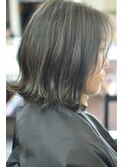 【CLORE大日】ジェンダーレス切りっぱなしボブハイライトグレー