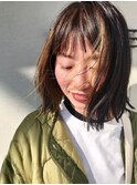 イエローのハイライトでコントラストのあるスタイル