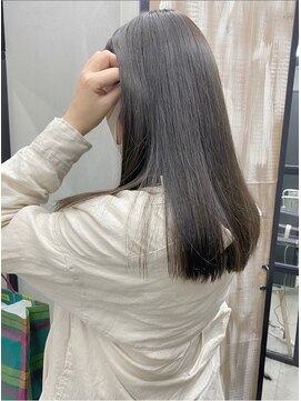 ロイジー(roijir) 【roijir 表参道】くすみカラー☆オリーブアッシュ