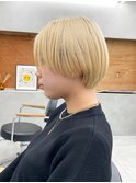 ハイトーンブロンドハニーブロンドホワイトブロンドショートボブ