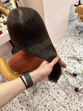 ボタン シブヤ(VOTAN SHIBUYA) 韓国ヘア/顔まわりカット/くびれヘア/前髪あり