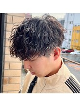 誰でも似合う！特に社会人の方にオススメ【ツイストスパイラル】メンズカット・パーマ・ブリーチも人気♪