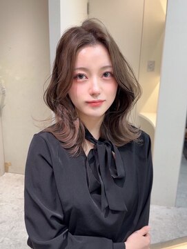 ロンドメリア 天神大名店(Lond Melia) ★メルティカラーフェミニンロング似合わせカットミディア厶艶髪