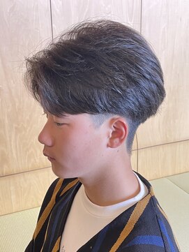 ニアウ 伊勢崎連取店(Niau) フェザーパーマニュアンスパーマセンターパーマ