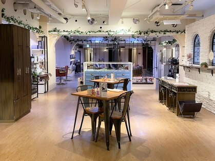 イオル バイ 零秒女髪 塚口店(ioLu×零秒女髪)の写真