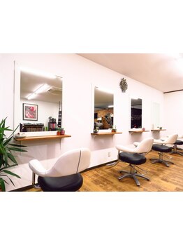 【南区/技術力】アットホームなウルウールで、あなたに似合うヘアスタイルを一緒に見つけましょう☆