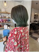 ダブルカラーハイライトオリーブカラーくびれボブ
