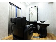 ティーズ アカサカ(T's AKASAKA)の雰囲気(T's AKASAKA BARBER/理容室/眉毛サロン/メンズ/赤坂見附<理容室>)