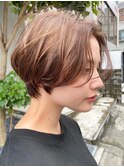 横浜西口イルミナカラーマッシュショートミルクティーベージュ