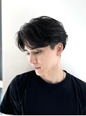 メンズカットツーブロック韓国風爽やか黒髪センターパート