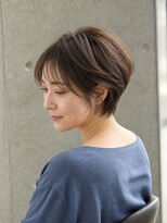 ビープ(beep)&nbsp;透ける前髪と流れる毛束の大人ショート