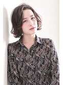 切りっぱなしボブ×ソフトウェーブ アースカラー