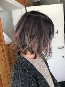 ベイルーム(BAYROOM by HONEY omotesando) グレージュハイライトボブ