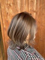 リミックス 飯塚店(Remix)&nbsp;くびれミディアム×ハイライトカラー◎20代30代40代50代