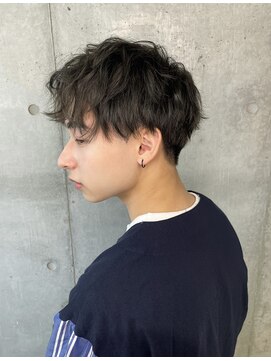 ゼンコー アオヤマ(ZENKO Aoyama) 横顔が素敵に決まるニュアンスカールショート