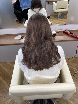 シカ 神戸三宮元町店(Cica) 髪質改善 神戸 三宮美容室 艶髪 UPTOGLOSS 韓国風 元町