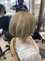 アンフィシュピトロワ(AnFye spi tlow)&nbsp;ブリーチ毛の方を高難易度ジュエリーシステム縮毛矯正で艶髪