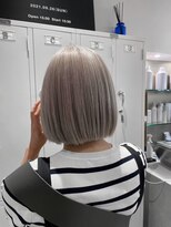 ロア 中目黒(loa)&nbsp;レイヤーロング/グレーベージュ/黒髪/前髪パーマ[中目黒]