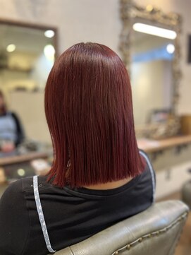 ベレッタ 枚方店(veretta.) ブリーチ無しでもピンク系に/切りっぱなしボブ/パツっとボブ