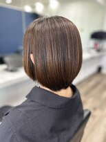 アトレ(attrait) まとまるショートボブ♪