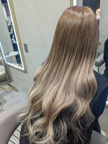 レアナ バイ ニーナ(Leana by NINA)&nbsp;プルエクステでロングヘア