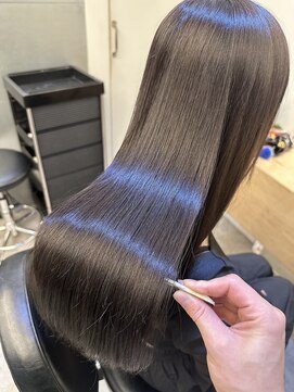 ジーナ 渋谷駅前(Zina) 艶髪グレージュ