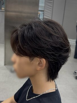 ブラック 渋谷 2nd(BLUCK) フェザーパーマ