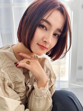 トレヘアー 京都 烏丸(tRe hair) ショート ボブ ウルフ ブリーチ レイヤーカット イルミナ