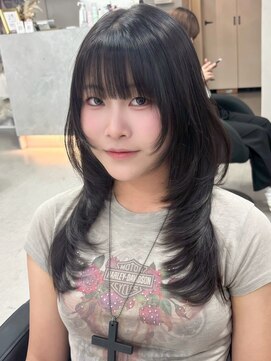 ジィルム(XELM) 韓国レイヤーカット/ブリーチ/レイヤーカット/ハッシュカット/