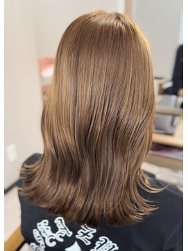 リム バイ ディーアンドティー(Lim by D&T) 【Lim】 明るめアッシュベージュ × ブリーチなしカラー