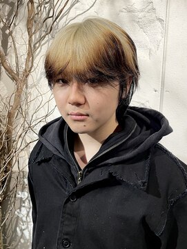 テイ(tei) ルーツカラーブロンド×マッシュショート/デザインハイトーン